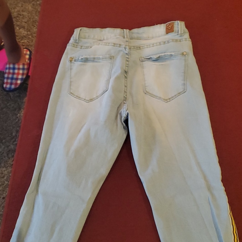 Jeans - Picture 2 of 3